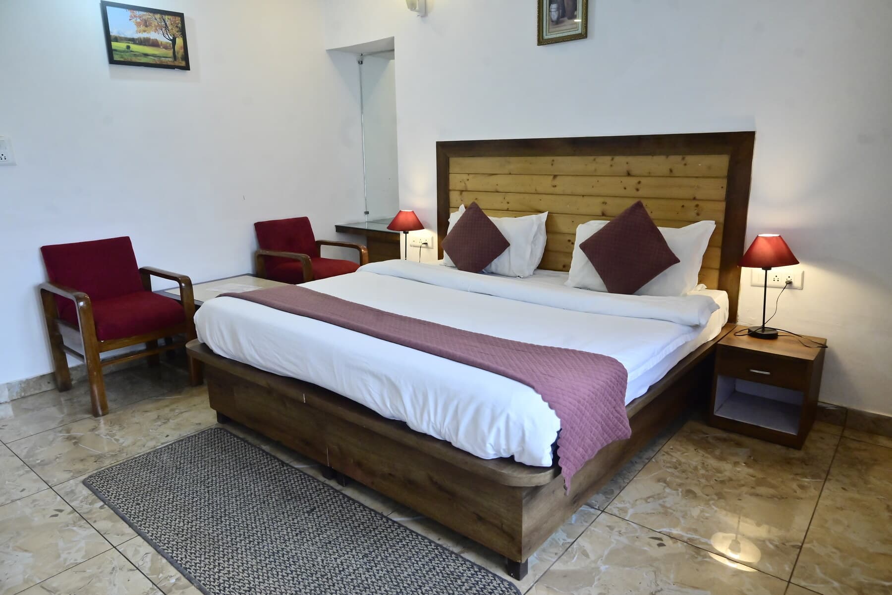 Bala's Spring View — Family Room