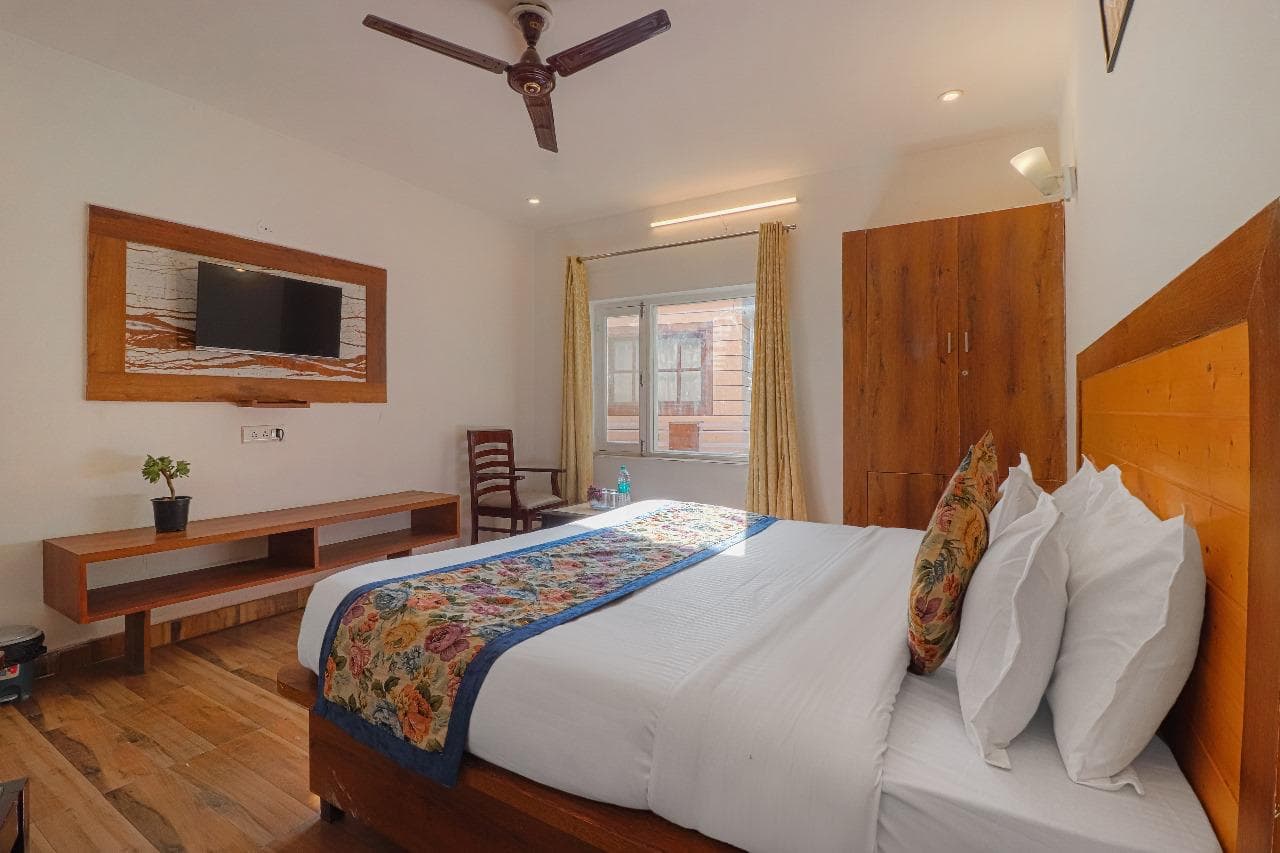 Executive Room